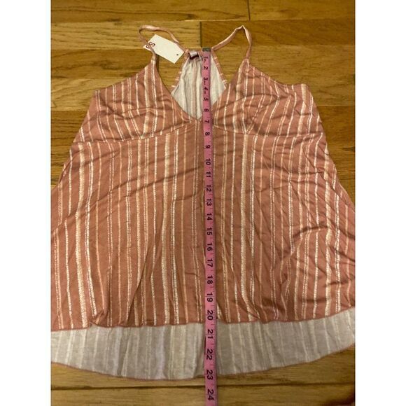 NWT SO, women's pink striped v-neck sleeveless racerback blouse size XL - Picture 5 of 8